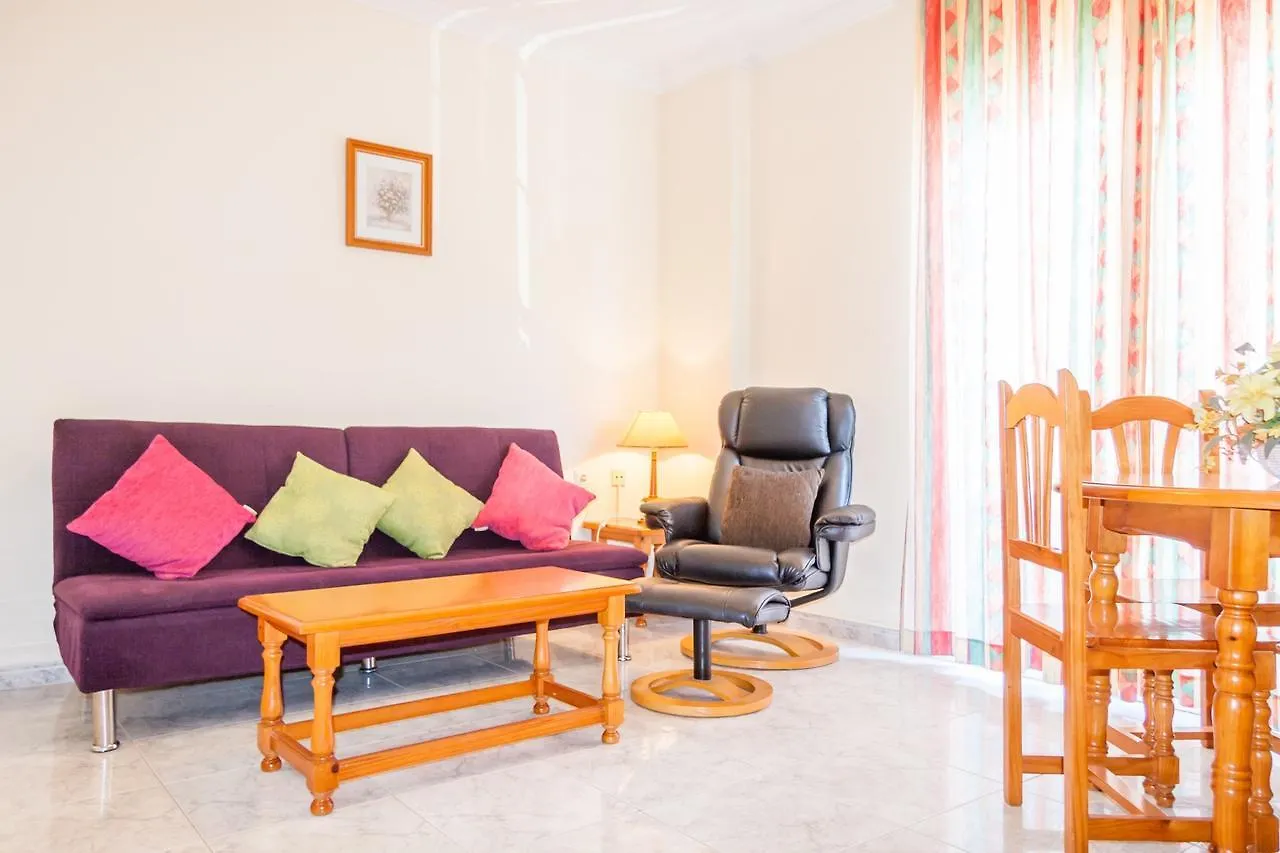 アパート Apartamentos Nerja Medina Canovas