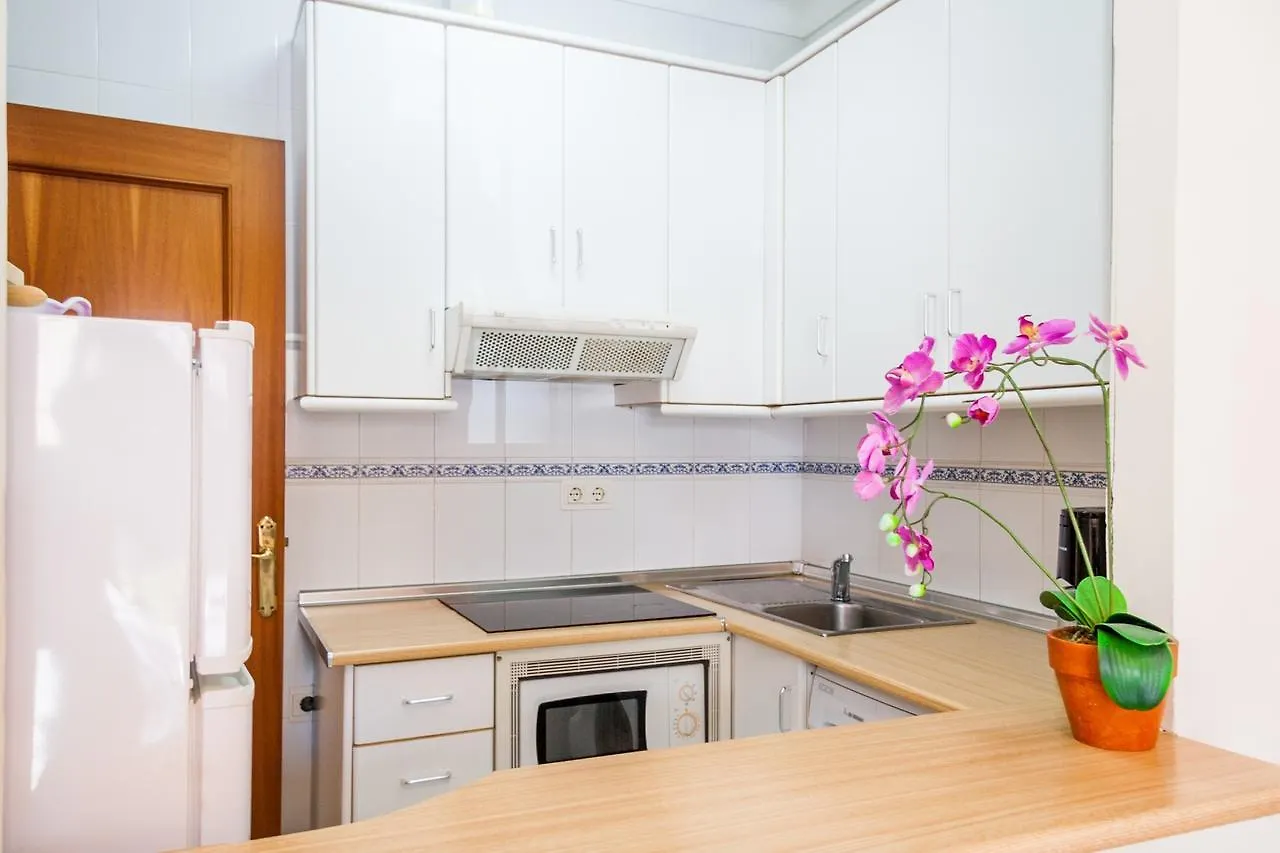 Apartamentos Nerja Medina Canovas アパート