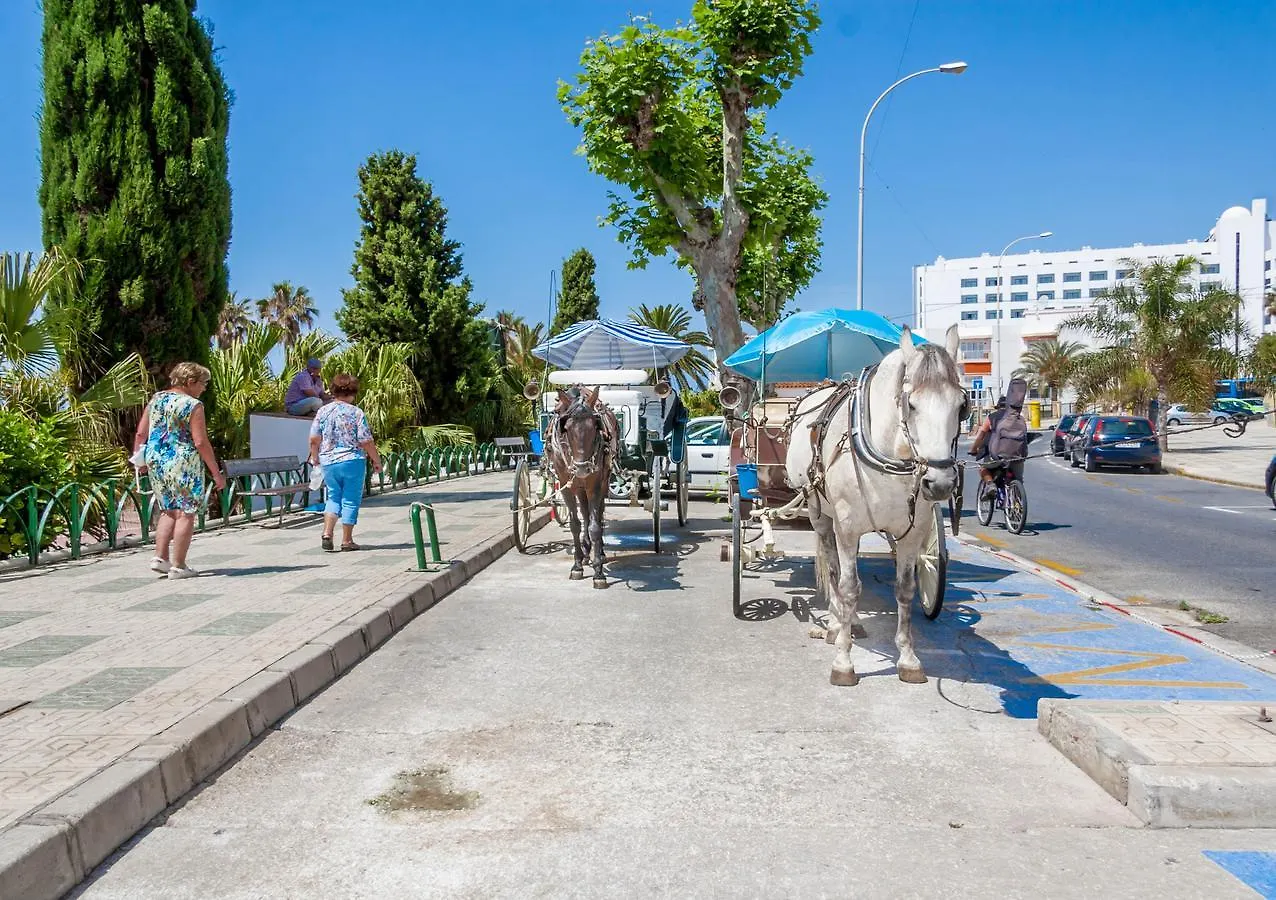 アパート Apartamentos Nerja Medina Canovas